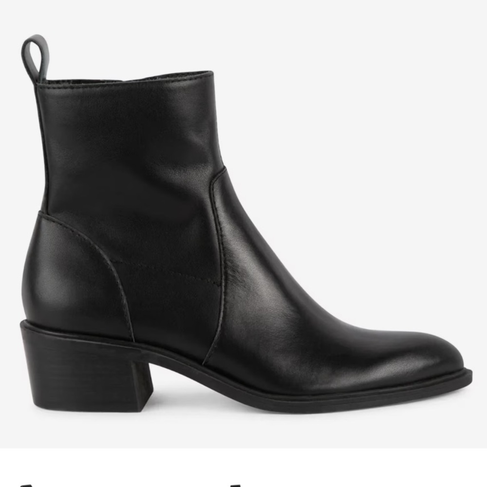 New Dolce Vita Bryson Booties in Black Sz 6